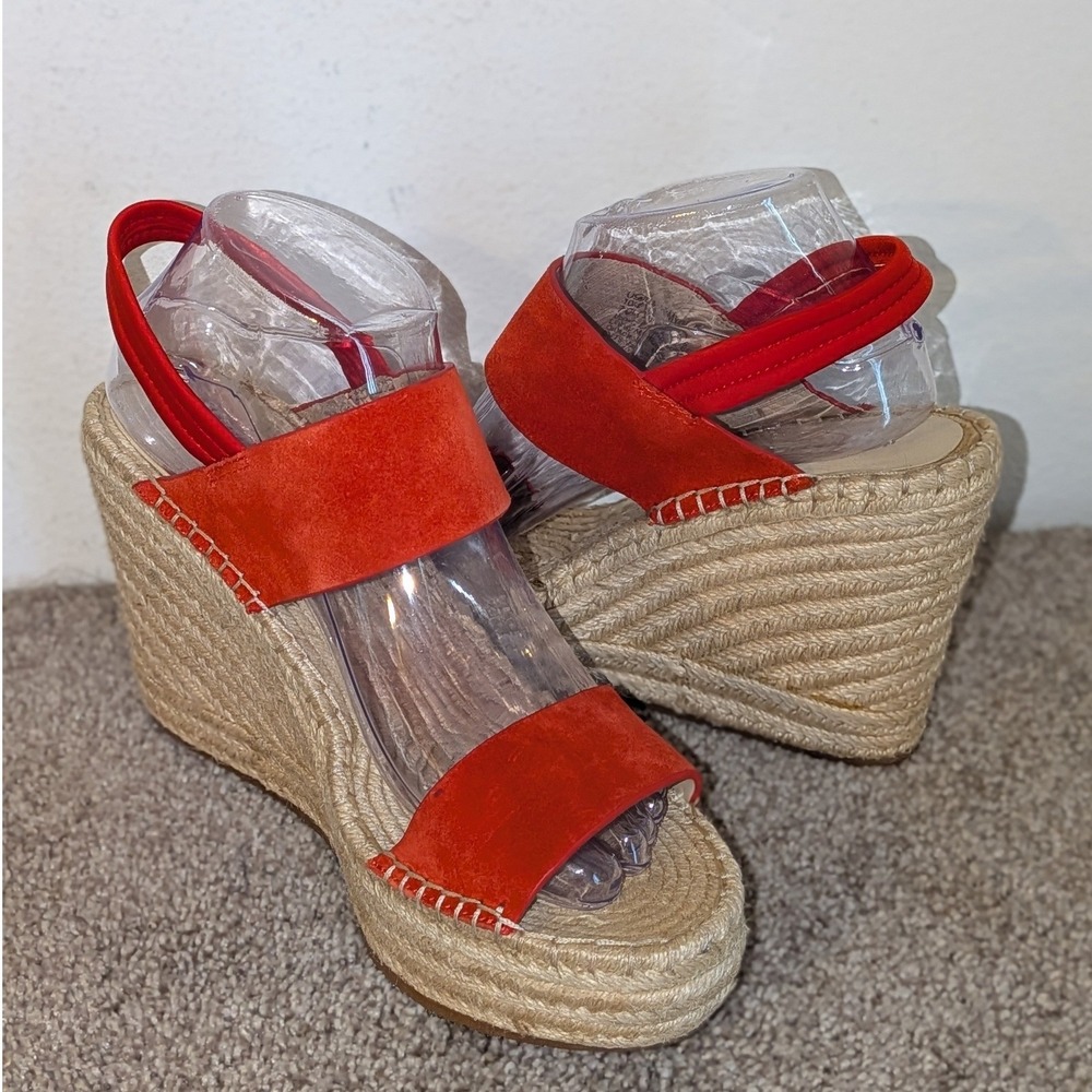 Kenneth Cole Olivia Simple ESP Red Suede Wedge Espadrille Sandals 10M NEW
